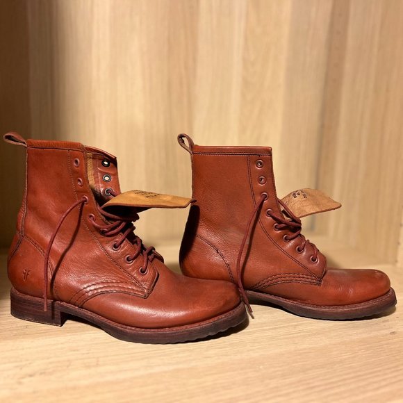 Frye Veronica Combat Boot - Picture 1 of 3